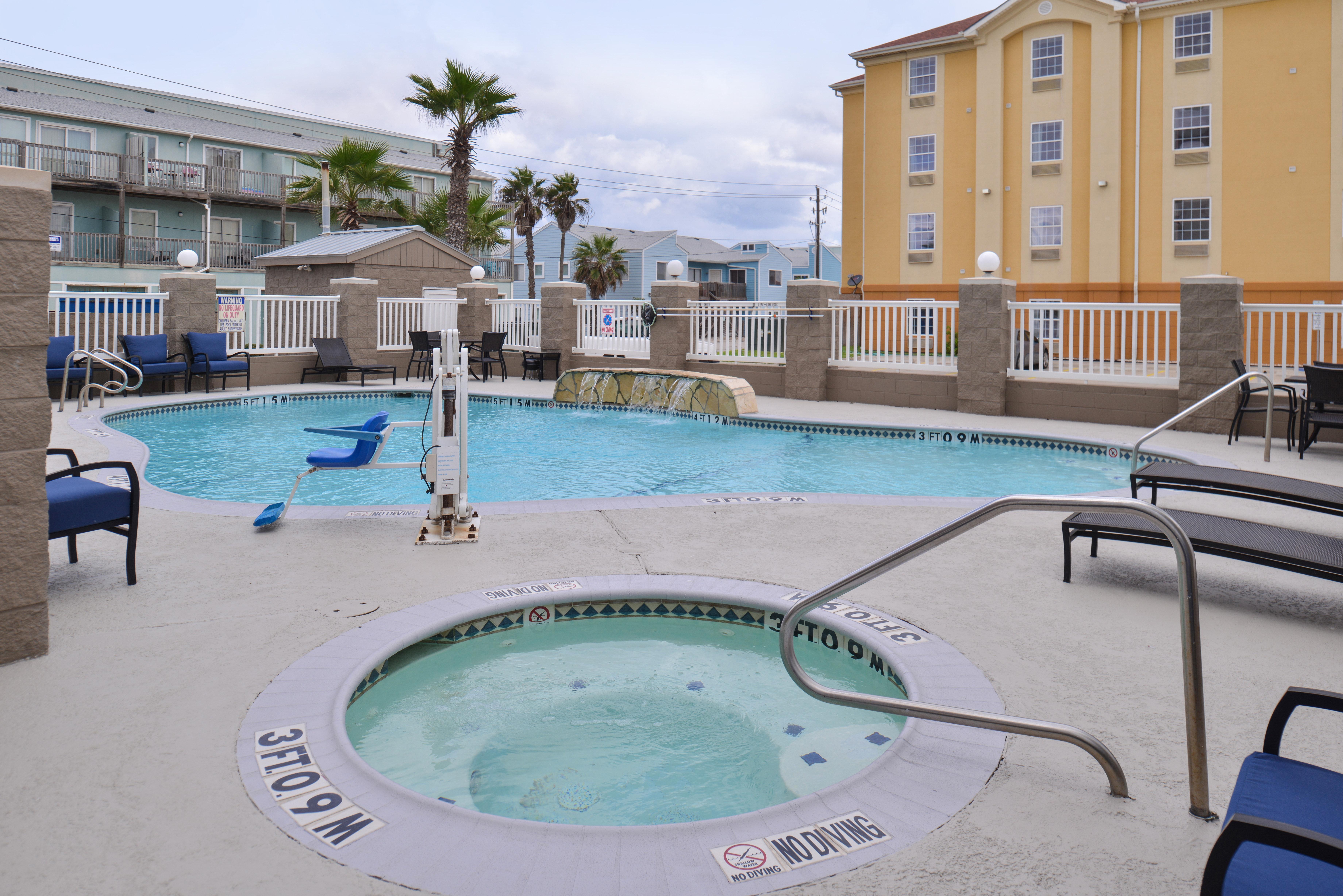 Holiday Inn Express & Suites Corpus Christi-N Padre Island, An Ihg Hotel Exterior photo