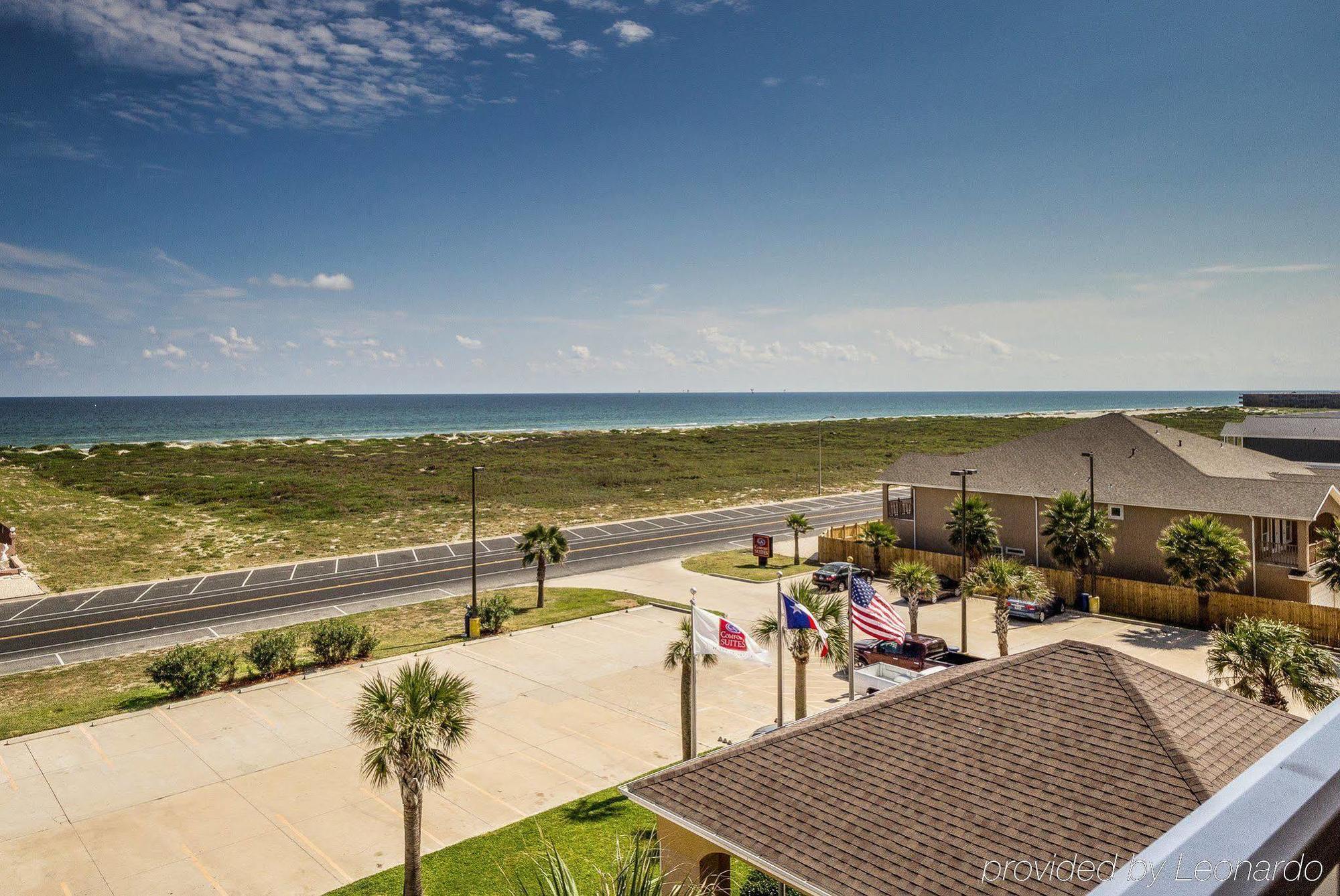 Holiday Inn Express & Suites Corpus Christi-N Padre Island, An Ihg Hotel Exterior photo